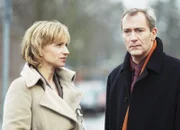 Wege zum Glück  Kapitel 348 Staffel 1, Episode 348 Richard stellt Helena zur Rede und will wissen, wer der wahre Vater von Viktoria ist: Silke Matthias als Helena, Peter Timmermann als Richard