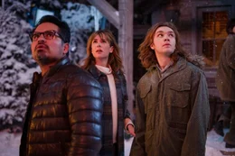l-r: Tom Lopez (Michael Pe&ntilde;a), Brenda Lopez (Carolina Bartczak), Sonny Harper (Charlie Plummer)