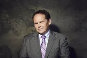 Detective Lionel Fusco (Kevin Chapman)
