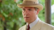 Cecil Ainsworth (Mark Umbers)