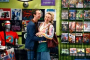 Stuart Bloom (Kevin Sussman) und Penny (Kaley Cuoco)