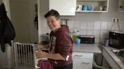Ines (Foto) und Ricky aus Linnich bei Bergheim hatten sich ihr Leben in einem Häuschen bei Magdeburg ausgemalt. Aber der Traum zerplatzt, als sie erfahren, dass ihr Mietshaus eine Bauruine ist.