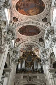 Die größte Orgel der Welt im Stephansdom in Passau.