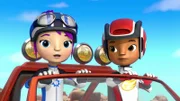 L-R: Gabby und AJ