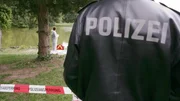 Polizisten, Rechtsmediziner und Kriminaltechniker aus ganz Deutschland berichten &uuml;ber die spektakul&auml;rsten Mordf&auml;lle ihrer Karriere, die gleichzeitig ihre gr&ouml;&szlig;ten Herausforderungen waren. Die Mordkommissionen &ouml;ffnen Polizeiakten und Asservatenkammern und pr&auml;sentieren zum Teil noch nicht ver&ouml;ffentlichte Polizeifotos und Originalvideos.