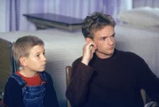 L-R: Dewey (Erik Per Sullivan), Francis (Christopher Masterson)