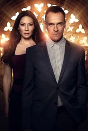 L-R:  Dr. Joan Watson(Lucy Liu) and Sherlock Holmes (Jonny Lee Miller)