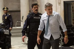 Giancarlo Esposito (Captain Marcus Powell), Anthony DeSando (Officer Benson), George Clooney (Lee Gates).