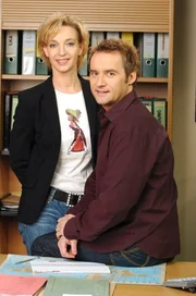 Die beiden Kommissare Conny Niedrig (l.) und Bernie Kuhnt (r.) sind bei ihren Arbeit ein eingespieltes Team.