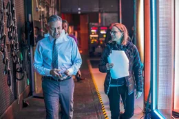 Lee Gates (George Clooney) and Jodie Foster.