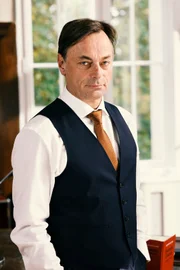 Peter Benedict spielt Von Bergen