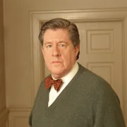 (1. Staffel) - Die Tatsache, dass seine Tochter jung schwanger geworden ist und den Vater des Kindes nicht einmal geheiratet hat, liegt Richard (Edward Herrmann) immer noch schwer im Magen. Wird es ihm gelingen, irgendwann die Vergangenheit ruhen zu lassen und das Vater-Tochter Verhältnis zu verbessern?