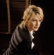 (1. Staffel) - Dickköpfig und einfallsreich setzt sich Rush (Kathryn Morris) in einer von Männern dominierten Welt durch und setzt neue Untersuchungsmethoden ein.