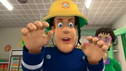 Feuerwehrmann Sam mimt einen Wolf! Feuerwehrmann Sam mimt einen Wolf!