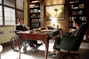 Harold Finch (Michael Emerson) und die Psychiaterin (Jessica Hecht)