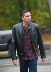 John Reese (Jim Caviezel)