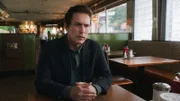 Ob die wachsende Freundschaft zu Michael (Desmond Harrington) Sherlock bei seiner Genesung helfen kann?