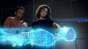 Mit modernsten Methoden der Kriminaltechnik wollen Dr. Sheldon Hawkes (Hill Harper) und Detective Stella Bonasera (Melina Kanakaredes) den Mord eines Streetdancers aufklären. Können Sie den Täter überführen?