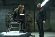 Kara alias Supergirl (Melissa Benoist) und Lex Luther (Jon Cryer)