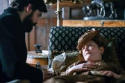 Robert Finster (Sigmund Freud), Marisa Growaldt (Henriette von Schönfeld).