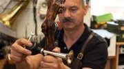 Instrumentenbauer Markus Gollob.