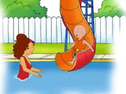 Caillou (re.) hat noch ein wenig Angst vor der großen Wasserrutsche. Miss Martin versucht ihm die Angst zu nehmen.