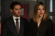 Malcolm Bright (Tom Payne, l.); Ainsley Whitly (Halston Sage, r.)