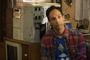 Als das "Rettet Greendale" Komitee auf einem Road Trip mitten im Nirgendwo strandet, will Abed (Danny Pudi) die Gelegenheit nutzen und den Trip in einen Film vollgepackt mit Flashbacks verwandeln ...