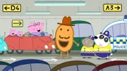 Papa Wutz (mi.), Peppa (li.) und Schorsch (2.v.li.) parken in einem riesigen Parkhaus, doch als sie vom Einkauf zurückkehren, können sie das Auto nicht mehr finden. Wachmeister Panda (re.) und Wachmeisterin Eichhorn (2.v.re.) helfen ihnen bei der Suche. Da taucht plötzlich Inspektor Kartoffel auf (mi.).