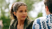 Detective Sam Shaw (Sydney Tamiia Poitier)