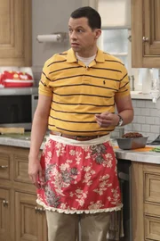 Wird Alan (Jon Cryer) den Antrag von Walden annehmen?