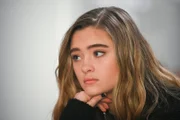 Sophie Dixon (Lizzy Greene)
