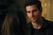 Eddie Saville (David Giuntoli)