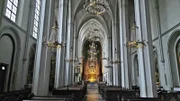 Kirche innen.