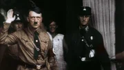 Der Hitlergruß wurde zum einschlägigen Symbol für diese Zeit.