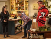 (v.l.n.r.) Andi Burns (Liza Snyder); Adam Burns (Matt LeBlanc); Don Burns (Kevin Nealon)
