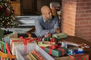 Michael Grant (Rockmond Dunbar)