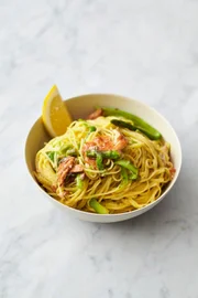 Pasta mit geräuchertem Lachs.