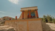 Die Minoer hinterlassen ein einzigartiges Erbe an Kunst und Architektur, darunter der Palast von Knossos.