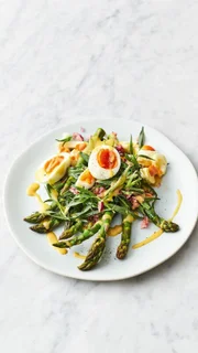 Spargel mit Eiern