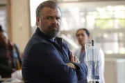 Dr. Iggy Frome (Tyler Labine)
