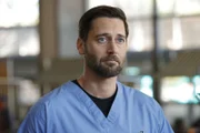 Dr. Max Goodwin (Ryan Eggold)