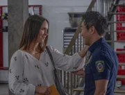 Maddie Kendall (Jennifer Love Hewitt) und Howie 'Chimney' Han (Kenneth Choi).
