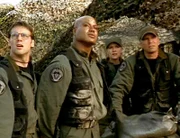 v.li.n.re.: Daniel (Michael Shanks), Teal´c (Christopher Judge), Sam (Amanda Tapping), Jack (Richard Dean Anderson)