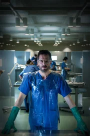 Dr. Fred Abel (Tim Bergmann)
