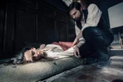 Ella Rumpf (Fleur Salomé), Robert Finster (Sigmund Freud).