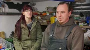 Jule und Alex wollen endlich zusammen ziehen und kaufen ein Haus