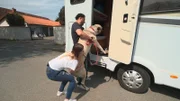 XXL-Kangal Shirin bei Baki und Nicole