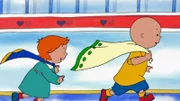 Rosie (li.) und Caillou spielen die Geschichten vom Superbär und dem kleinen Bär nach.