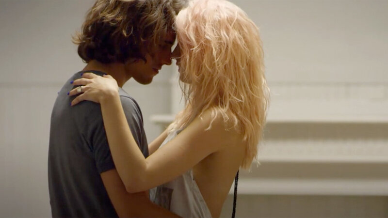 Für eine Handvoll Küsse (E, 2014)